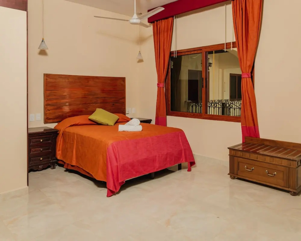 Economy room