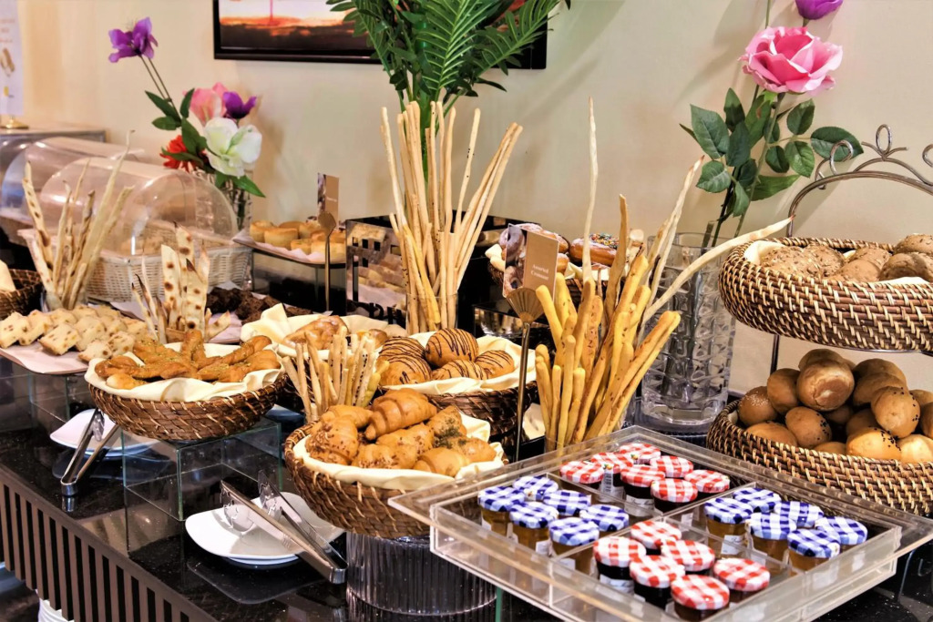 Best Western Plus Salmiya - фото 11