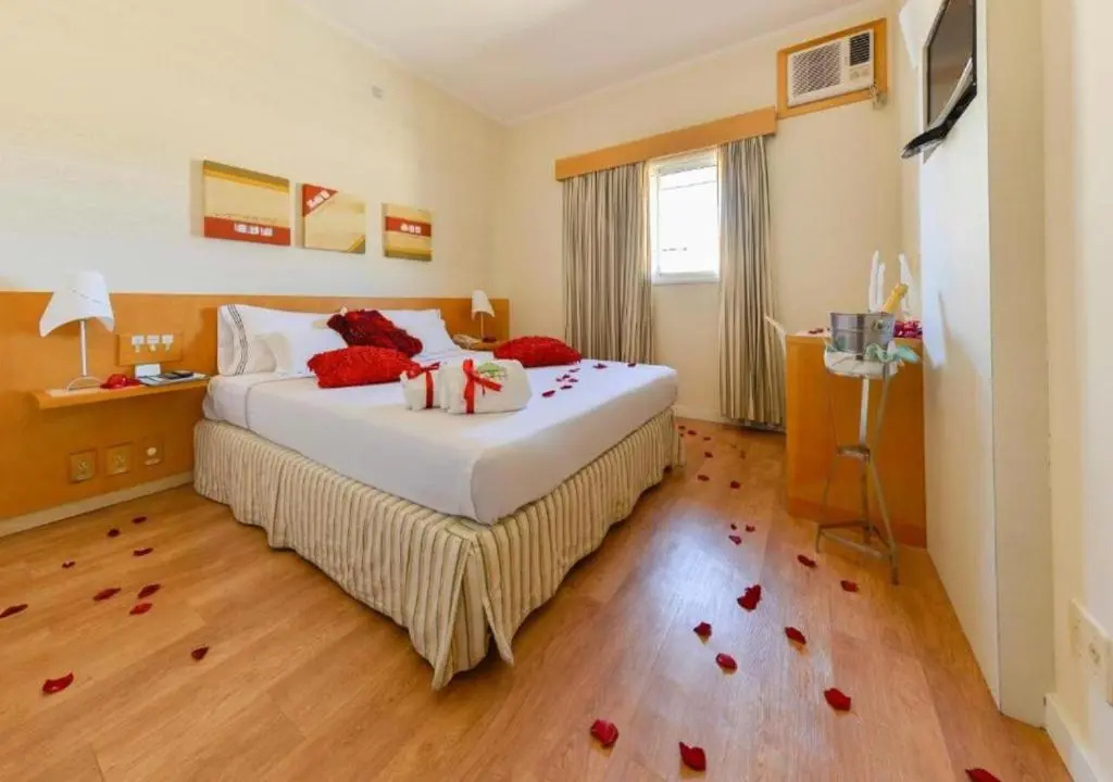 Carlton Plaza Baoba - Chambres