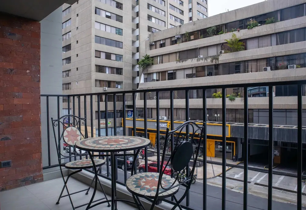 Charming 3BR w Amazing Pool in Miraflores
