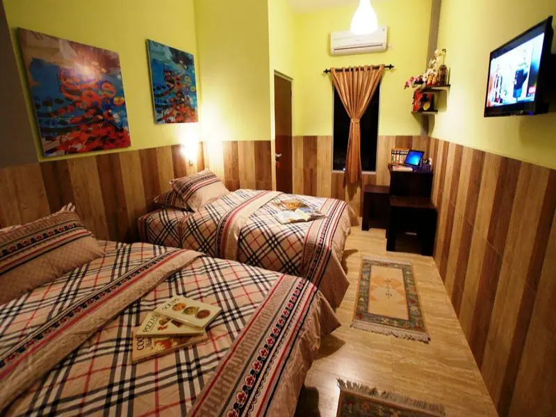 Deluxe Double room with balcony (twin beds)