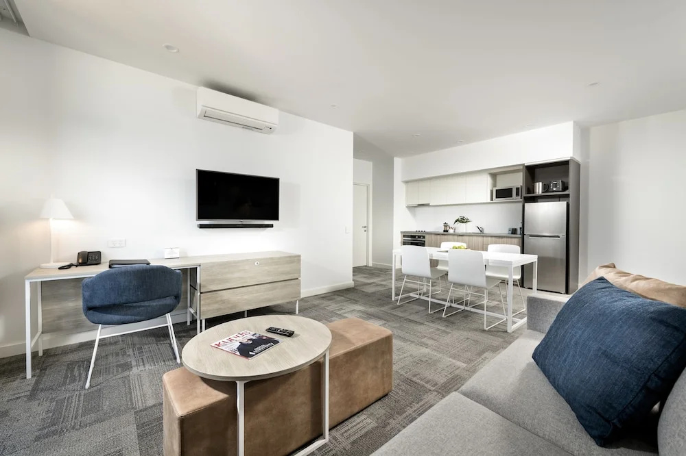 2 Bedrooms Executive Apartment with balcony