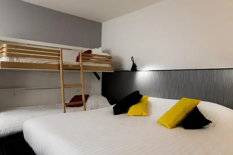 Standard Quadruple room