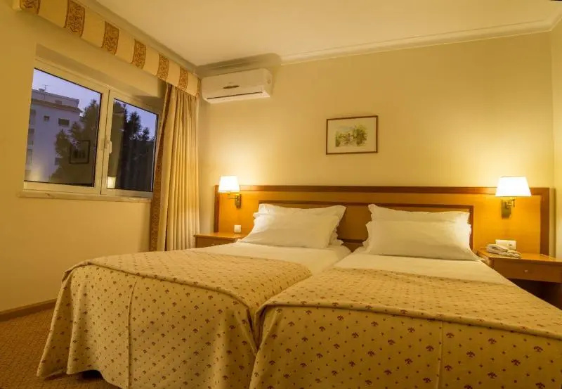 Santa Eufémia Covilhã Hotel - Chambres