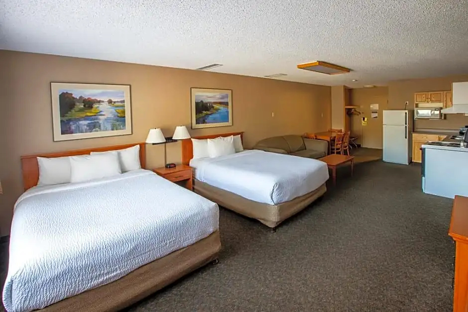 Quadruple Suite