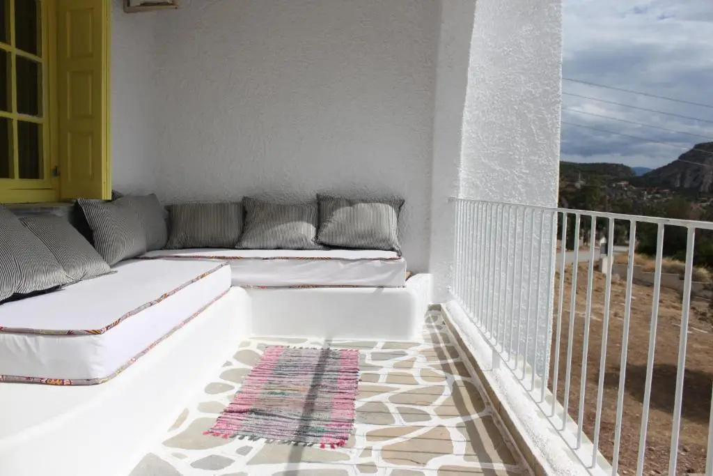 Balcony & Terrace