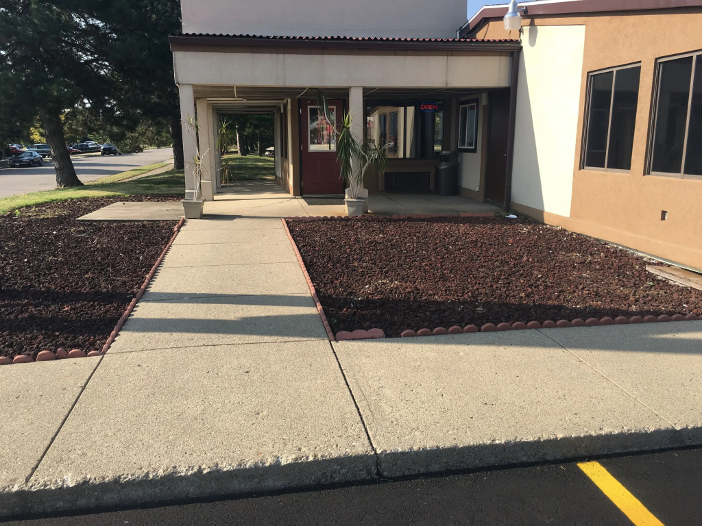 America's Best Inn - Troy