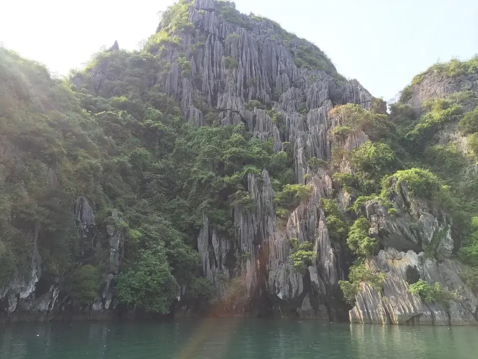 Cat Ba Local Cruise
