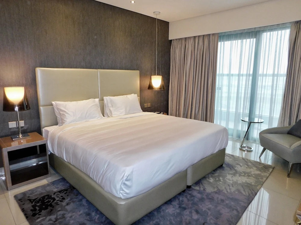 Luton Vacation Damac Paramount Tower - Général