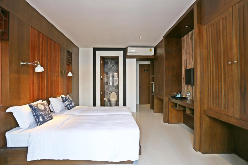 Superior room