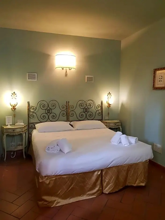 Economy room