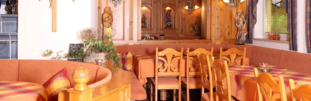 Food & Beverage
