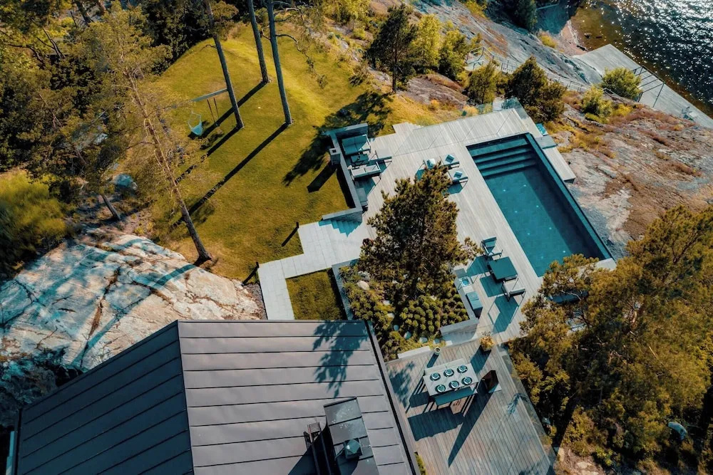Luxurious Archipelago Villa Stockholm