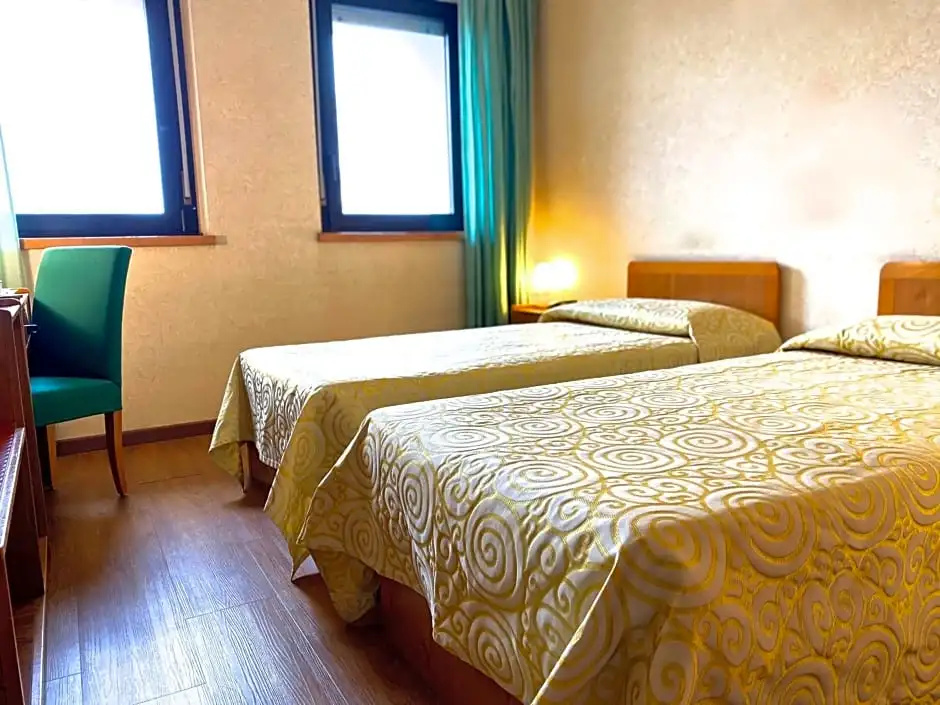 Hotel Ristorante Sasso - Chambres