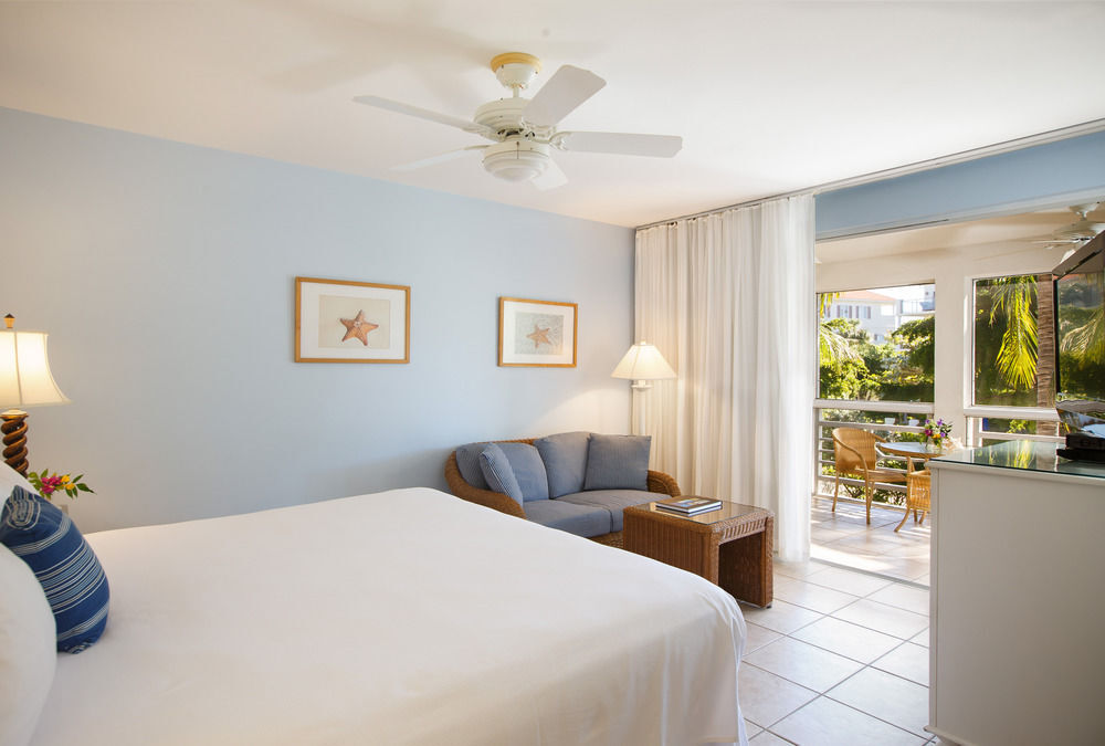 Ocean Club West by null