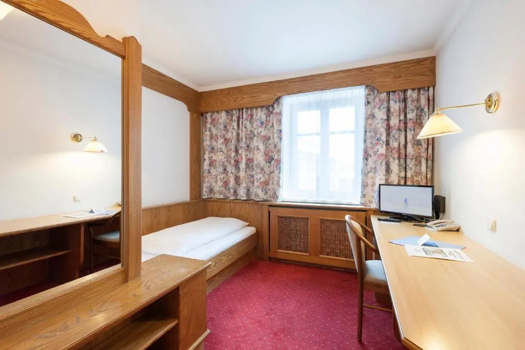 Hotel Goldener Loewe - Chambres