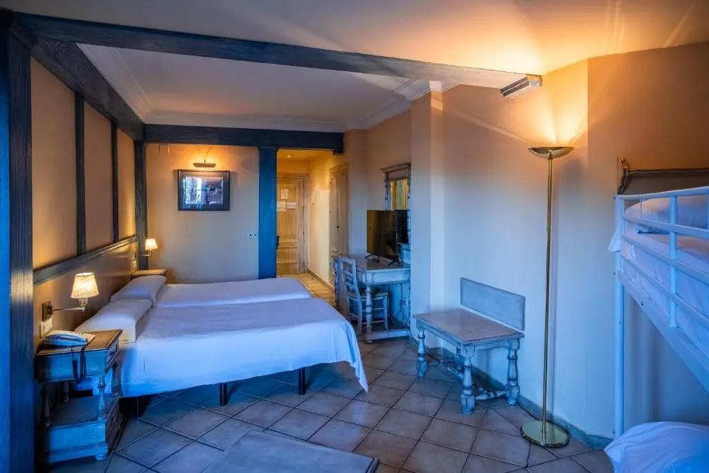 Premium Quadruple room