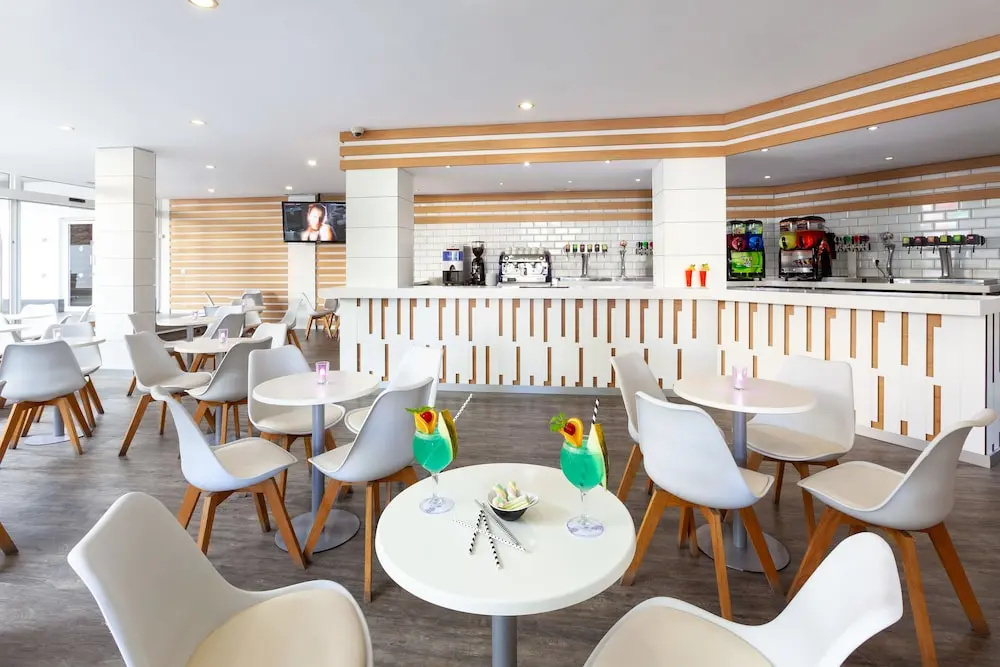 Playaolid Suites and Apartments