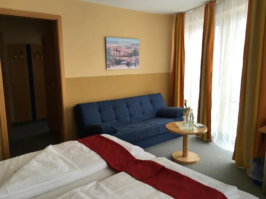 Standard Double room (full double bed)