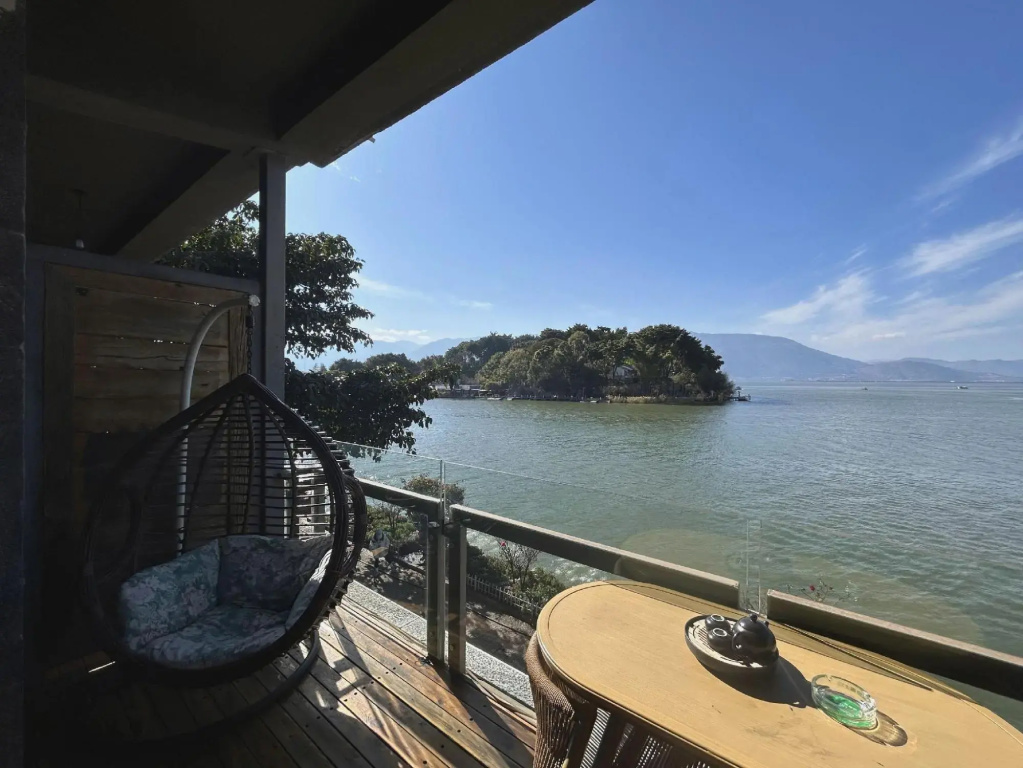 Sea View Inn