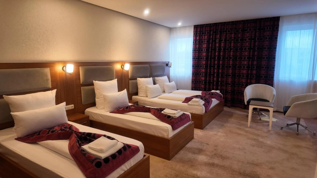 Airport Global Hotel — 4