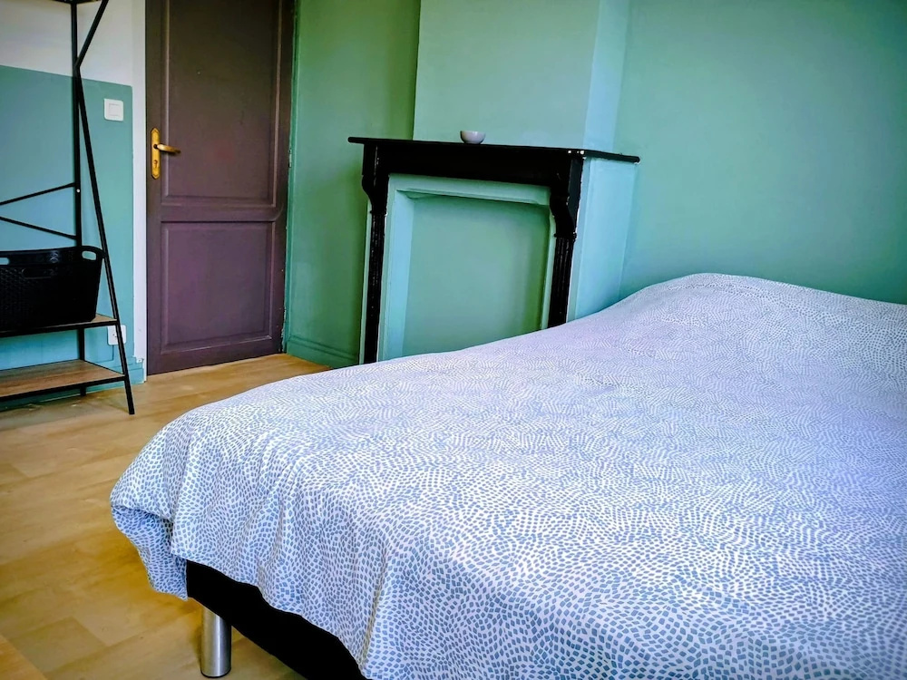 Voir la photo 2 — Studio Lens SdB Priv e sur le Palier Bollaert