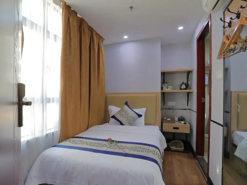 GreenTree Inn Jieyang North Linjiang Road Express Hotel - Chambres
