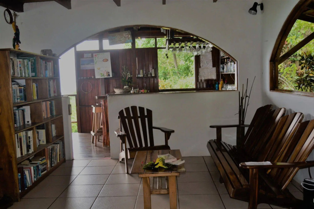 The Lookout Inn Lodge - фото 20