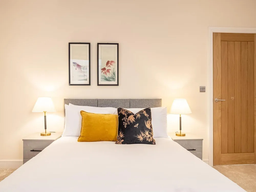 Two Bedroom Ipswich Luxury Retreat Self Check-in