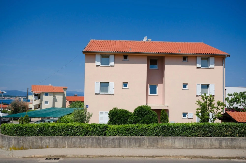 Apartments Dunja Malinska