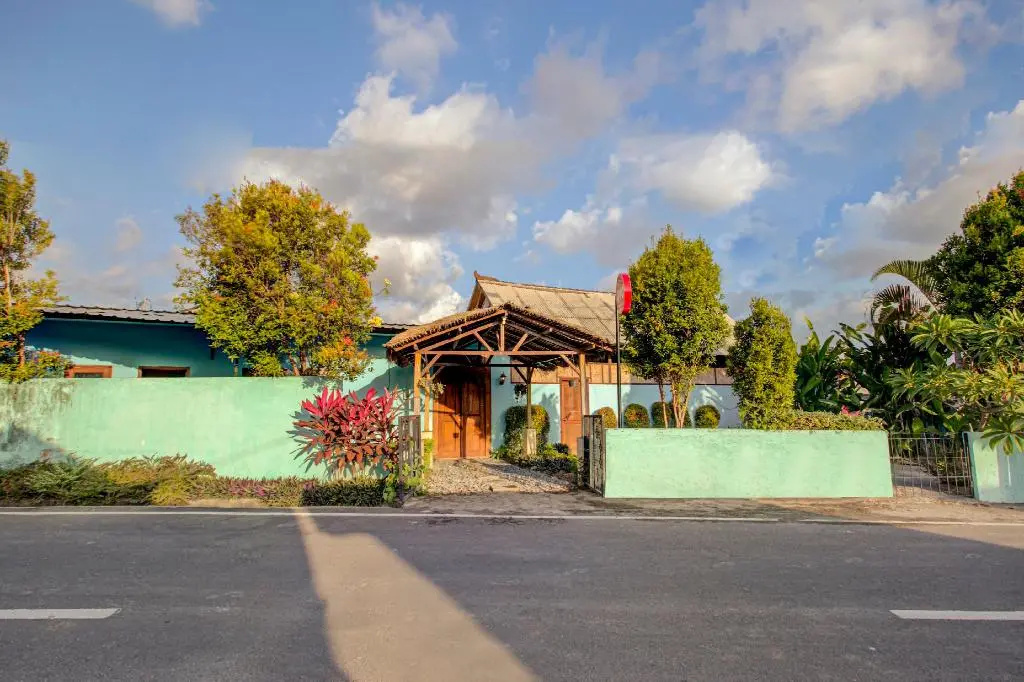 OYO 3834 House Tien