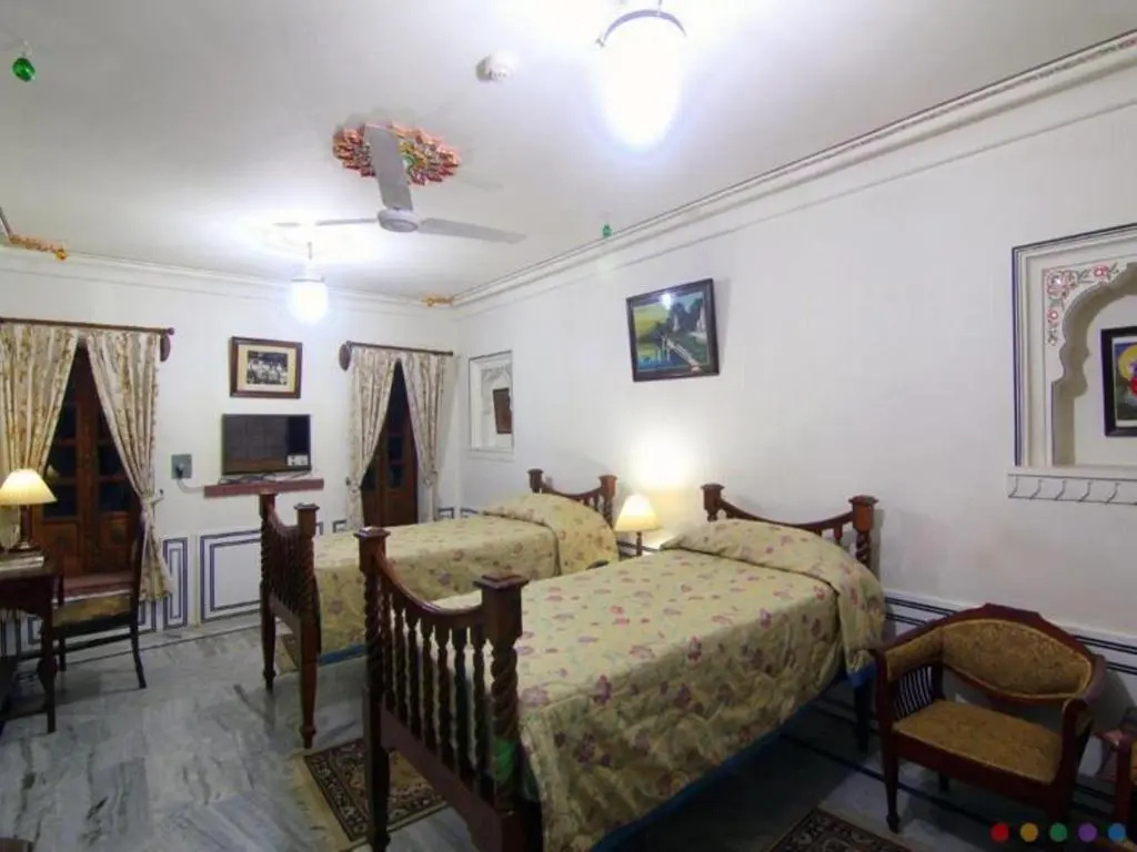 Superior Double room (full double bed)