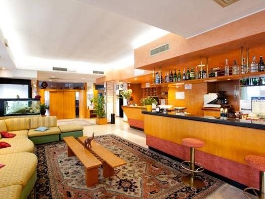 Hotel Canguro — 2