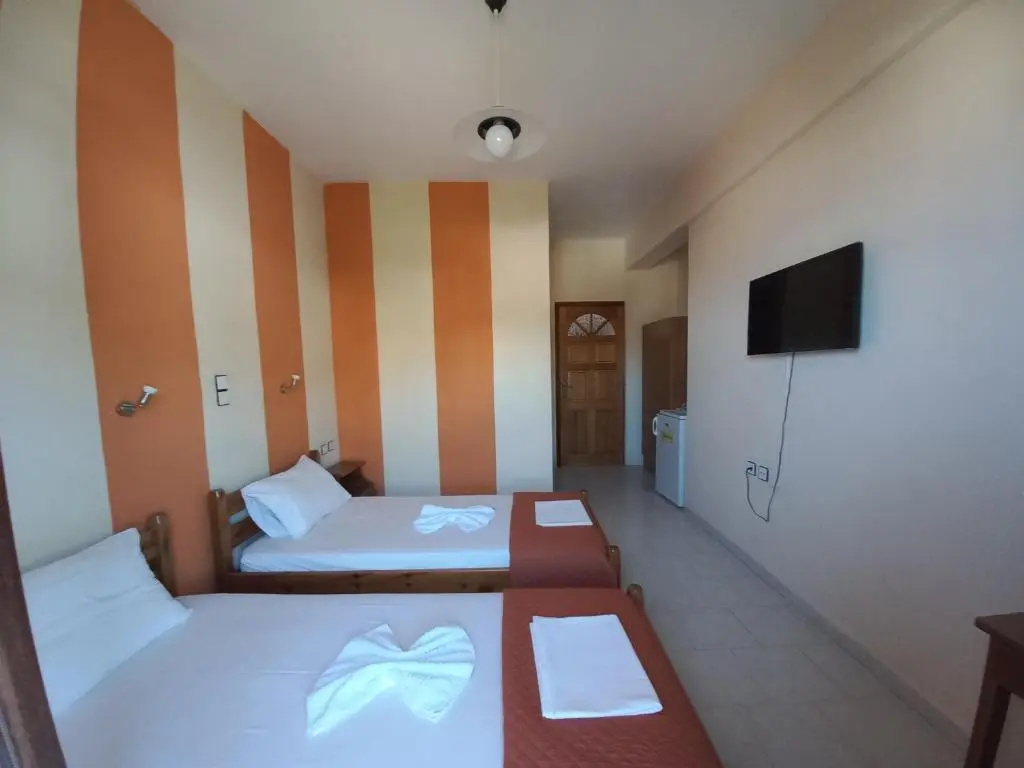 Standard Double room (twin beds)