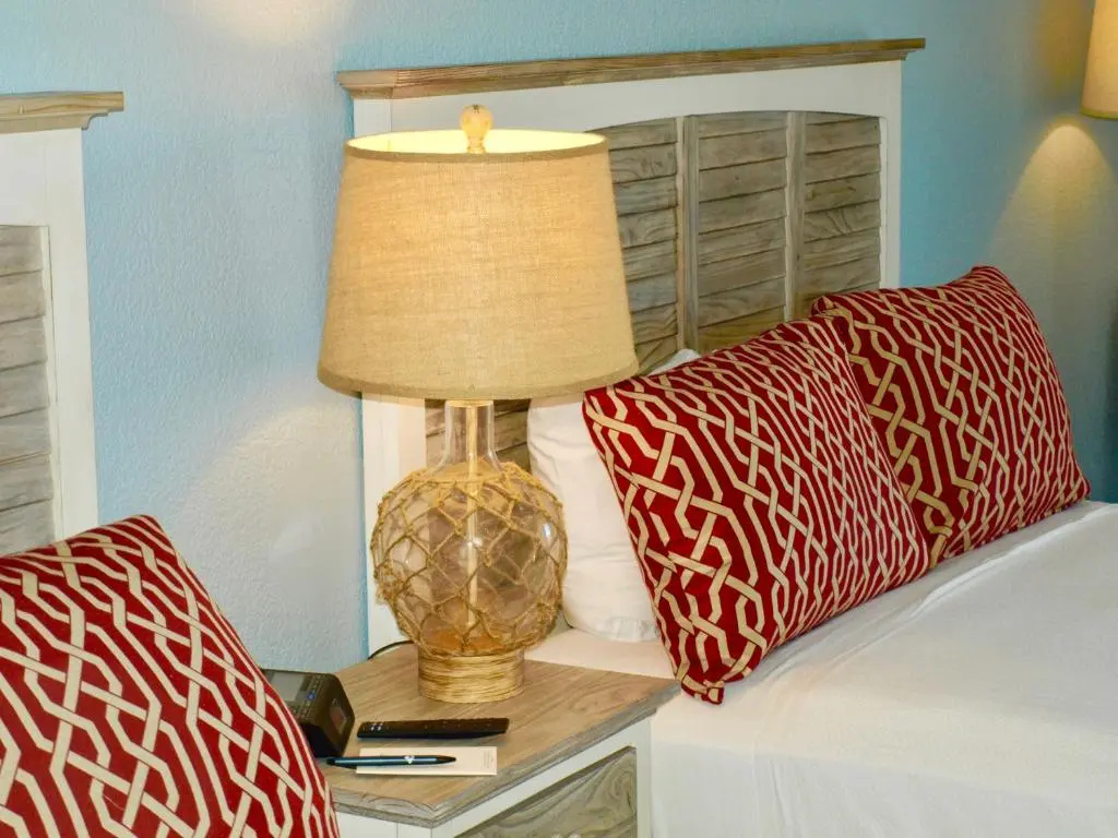 Standard Double room with ocean view (full double bed)