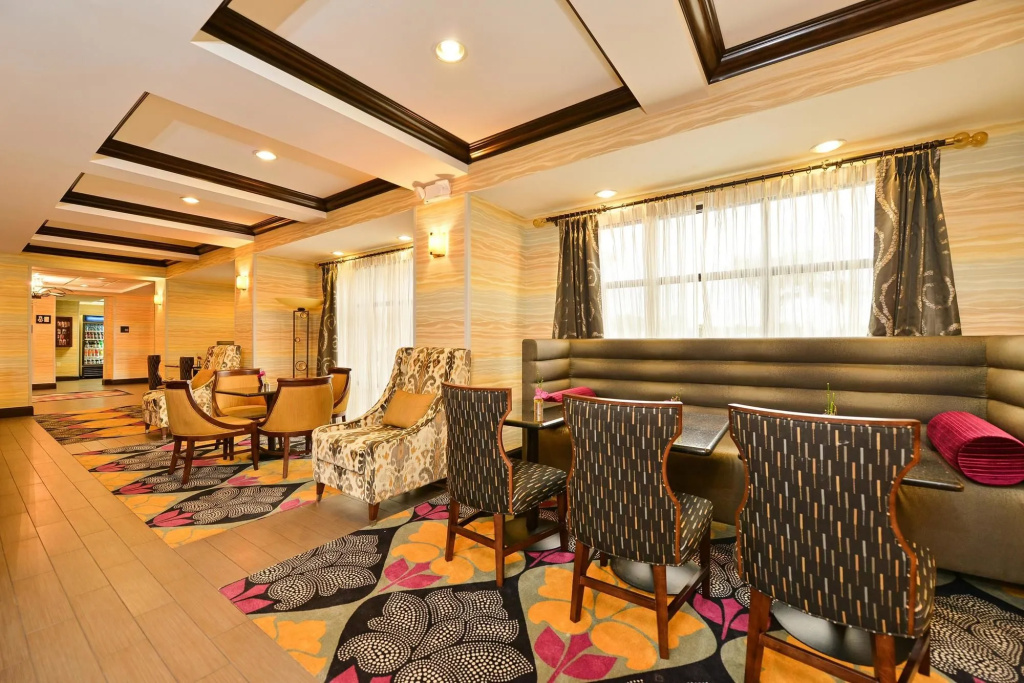 Hotel photo 12