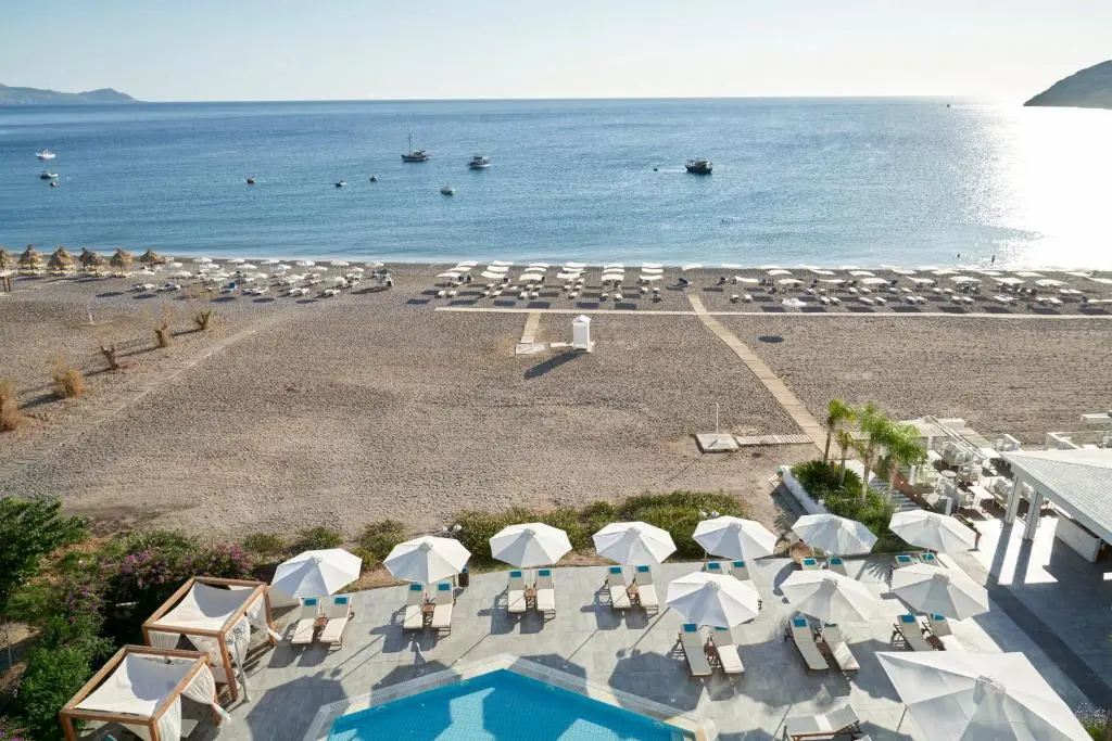 Beach & Waterfront