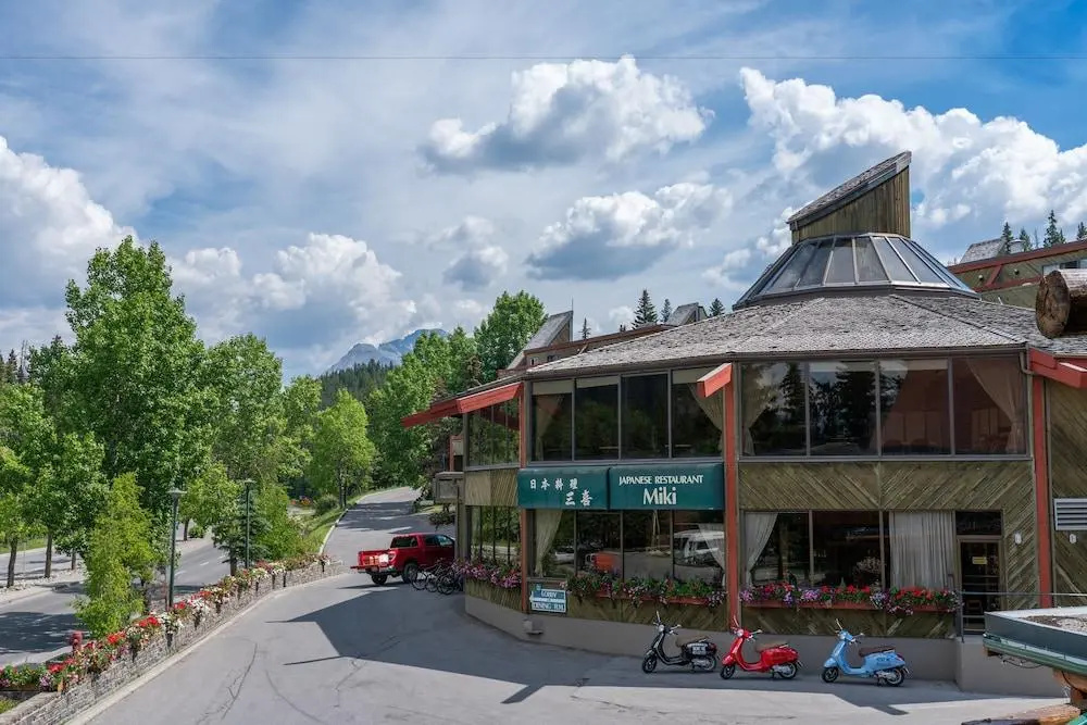 Inns of Banff - Général