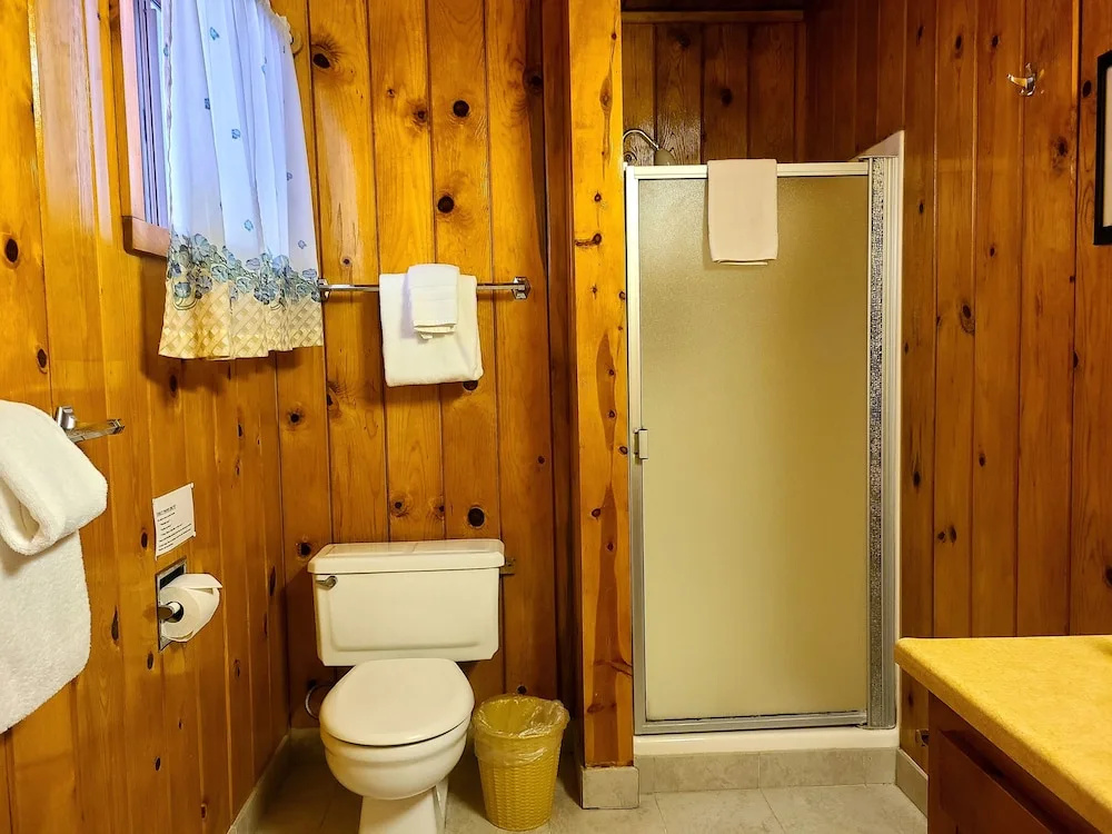 Classic Double Cottage (full double bed)