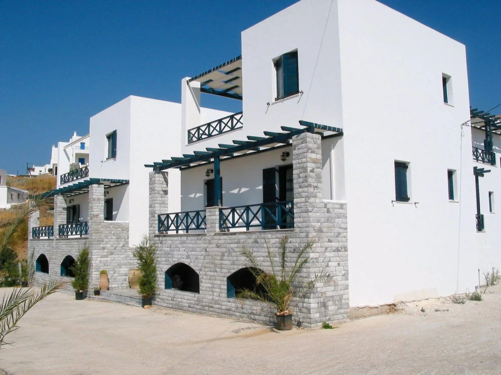 Glafki Studios & Apartments