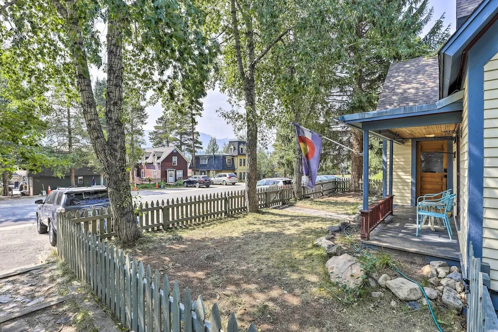 Close to Main St & Slopes: Breck Home w/ Hot Tub!