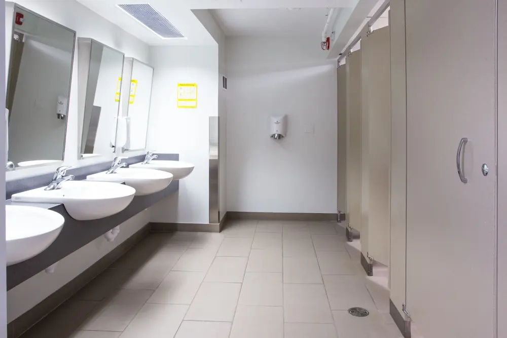 Economy room