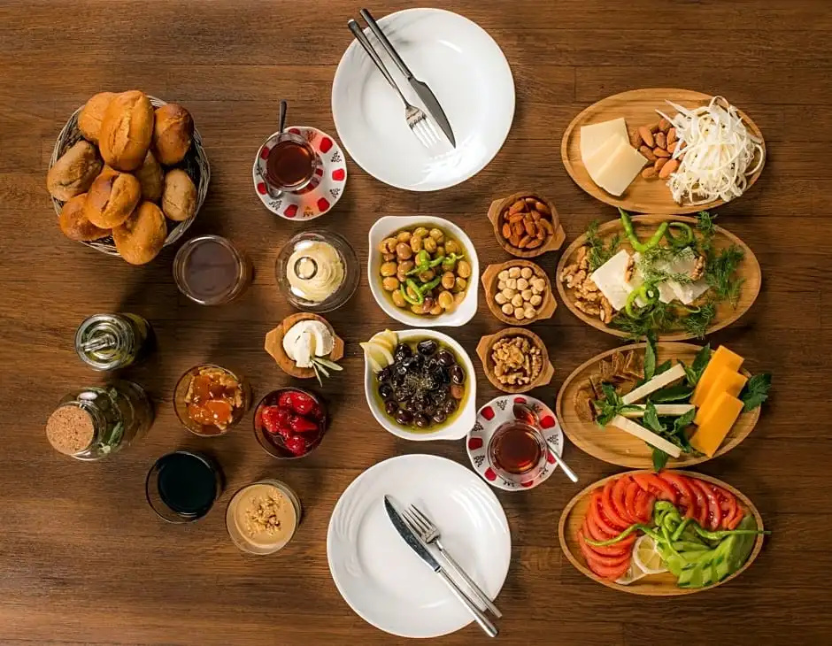 Food & Beverage