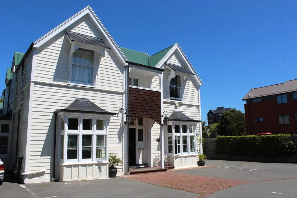 The Grange Boutique B & B and Motel