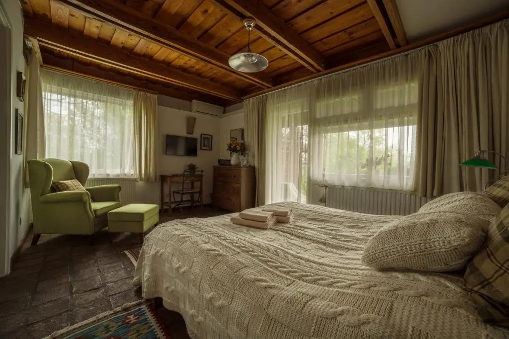 Káli Art Inn - Chambres