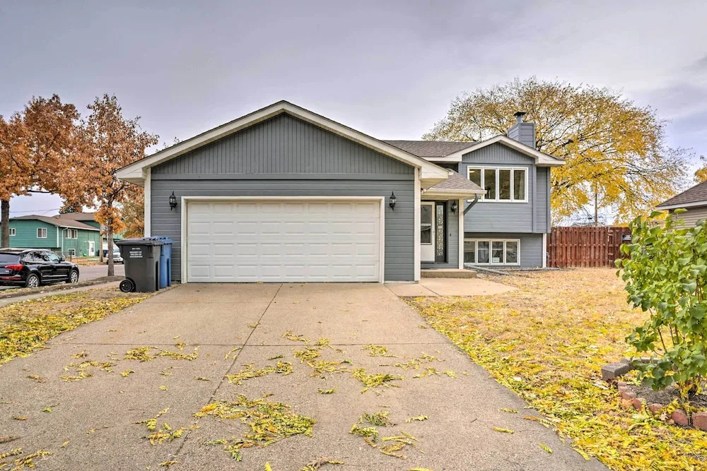 Lovely Minneapolis Home Near Target Field!