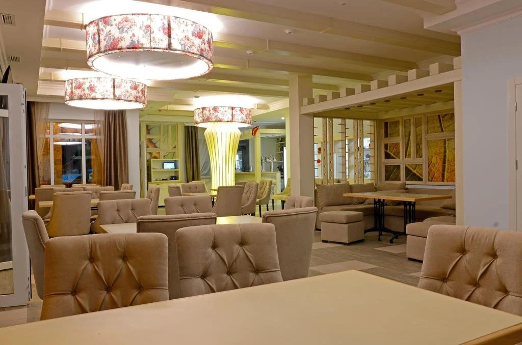 Marseille Resort