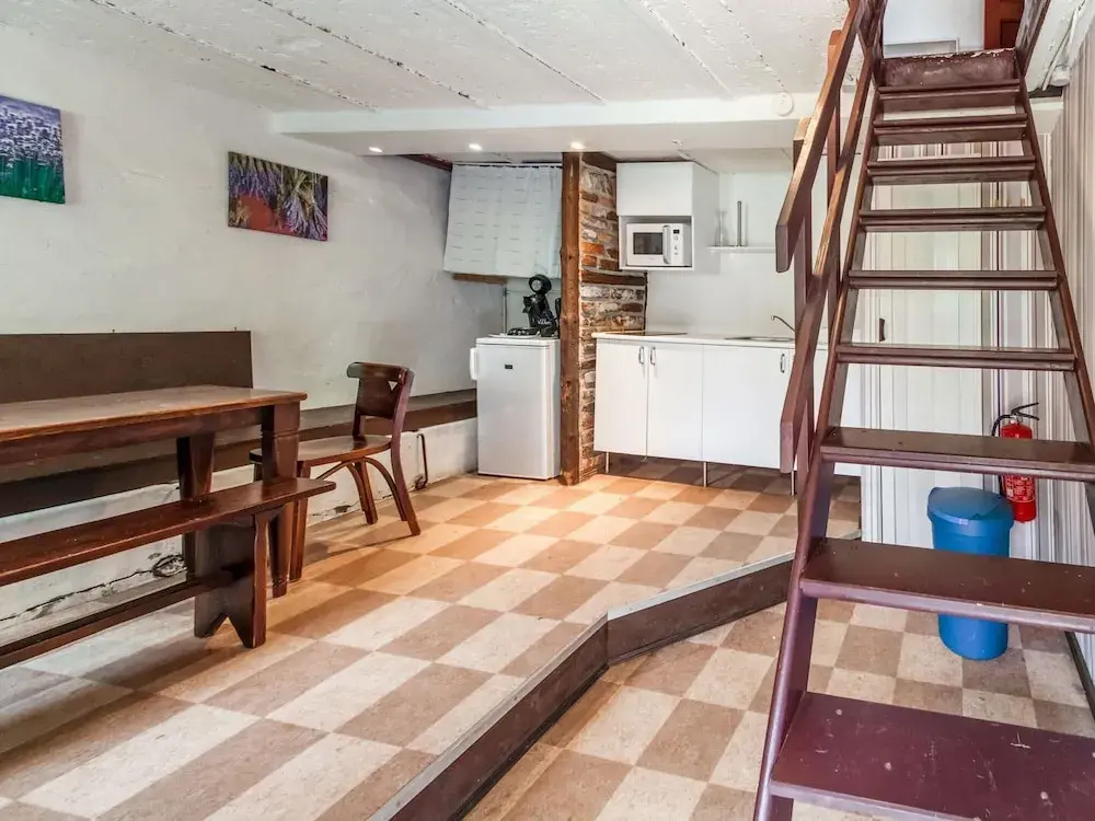 Characteristic Holiday Home in Cherain With Balcony - фото 20