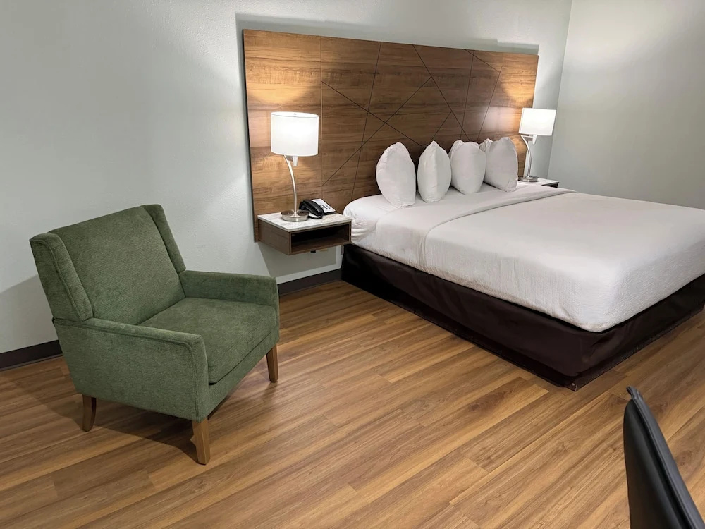 Wingate by Wyndham Livonia - Chambres
