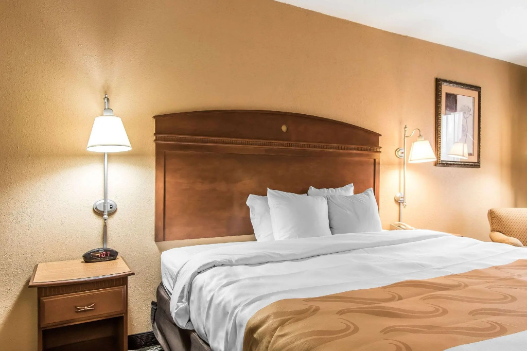 1 Bedroom Standard Double room (full double bed)